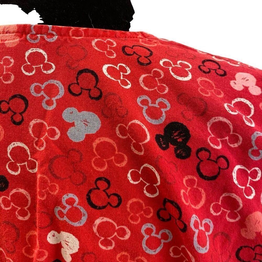 The Wonderful World of Disney Mickey Mouse Scrub Top‎ Sz M - Picture 9 of 13